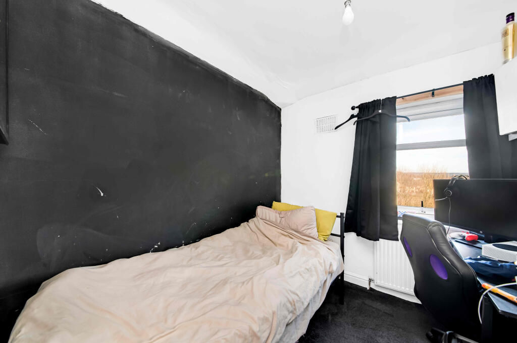 Additional property image - Walden Drive, Bradford, BD9