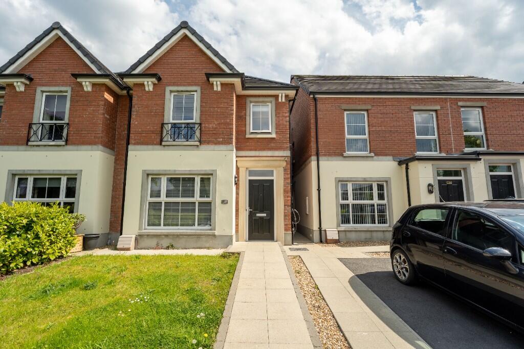 3 bedroom semi-detached house