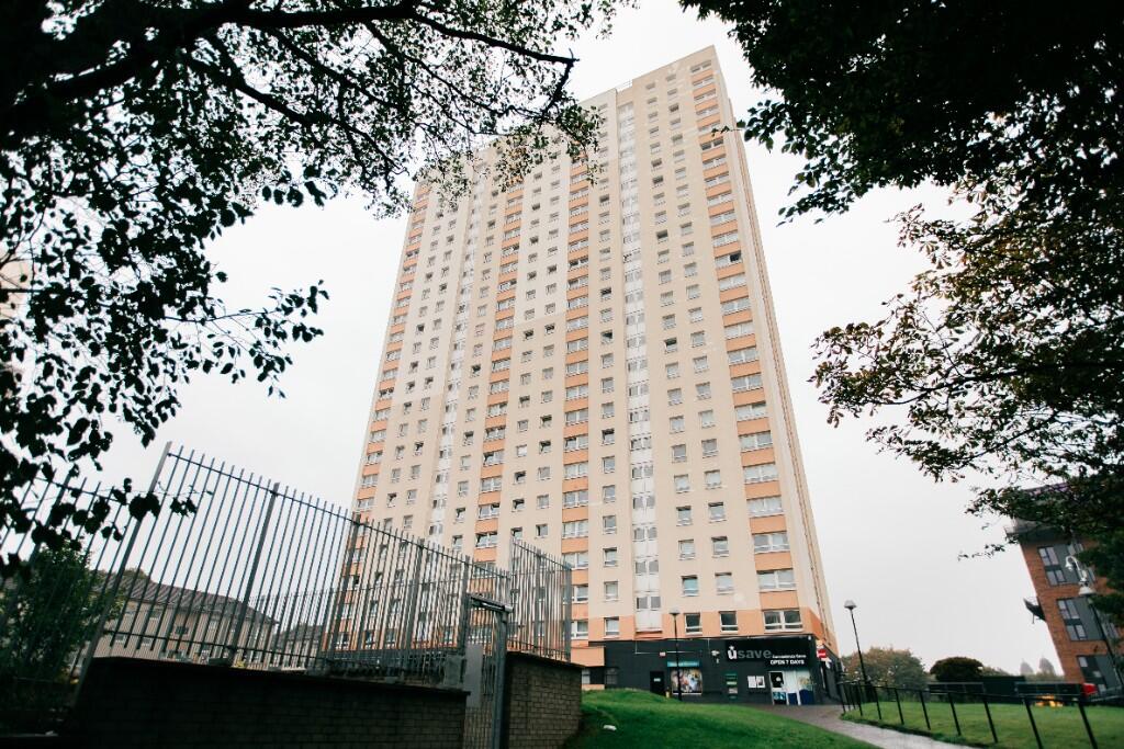 Main image of property: Taylor Place, Glasgow, G4