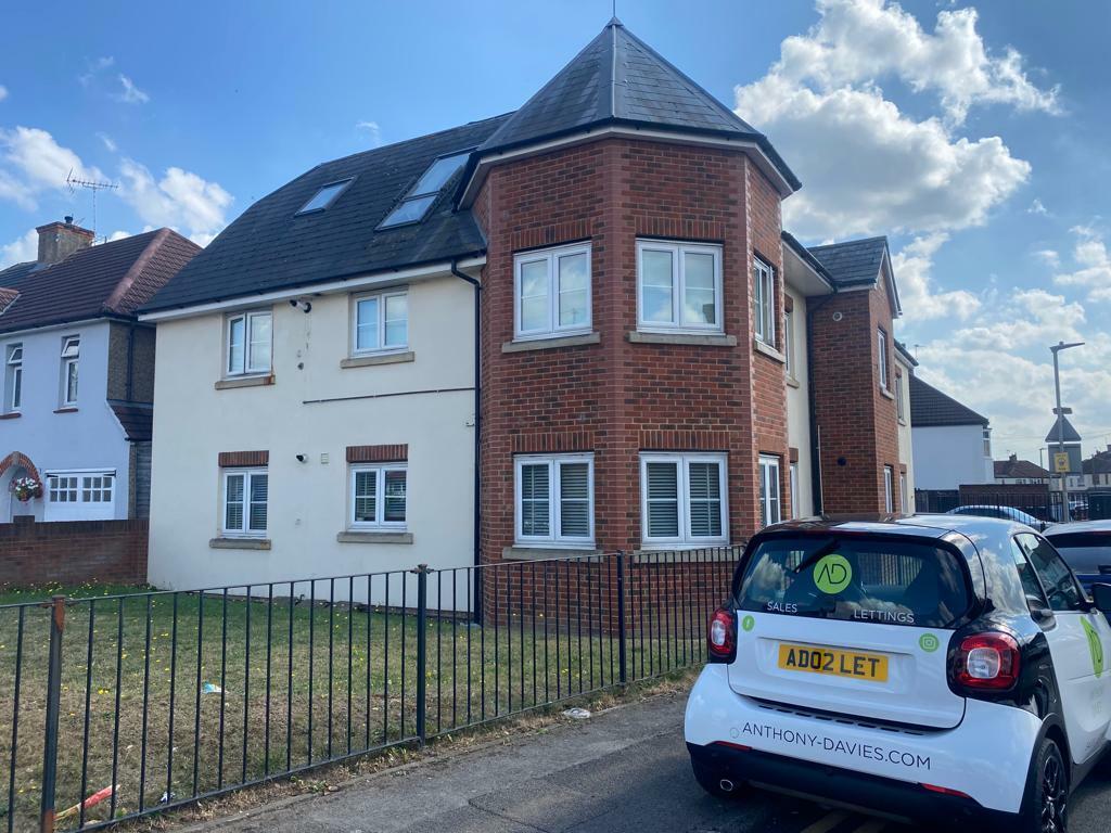 Main image of property: Rye Court, Cranborne Road, Hoddesdon