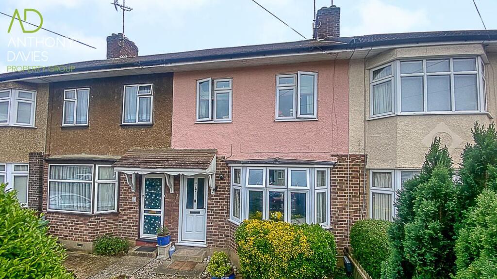 Main image of property: Meadway, Hoddesdon