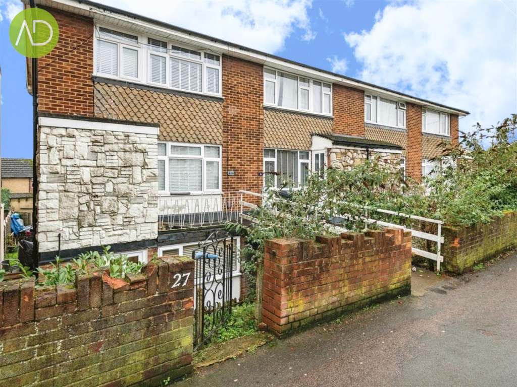 Main image of property: Rye Road, Hoddesdon