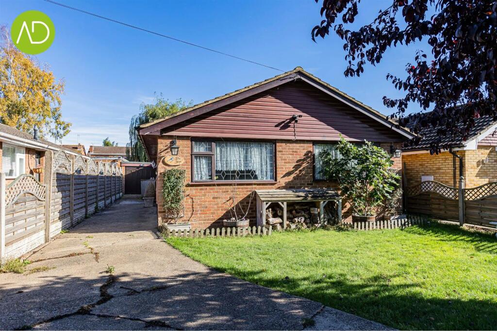 Main image of property: Avenue Road, Hoddesdon