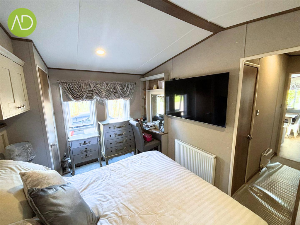 Main image of property: Essex Road, Hoddesdon