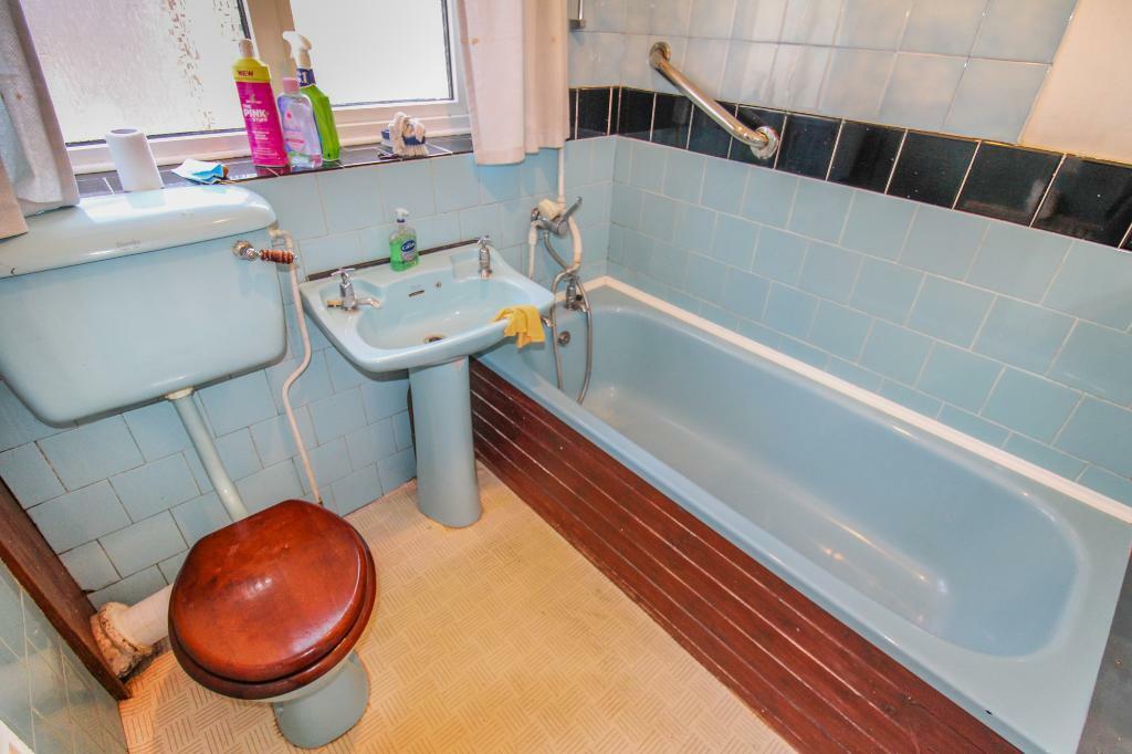 Additional property image - Roundways, Coalpit Heath, Bristol, BS36 2LU