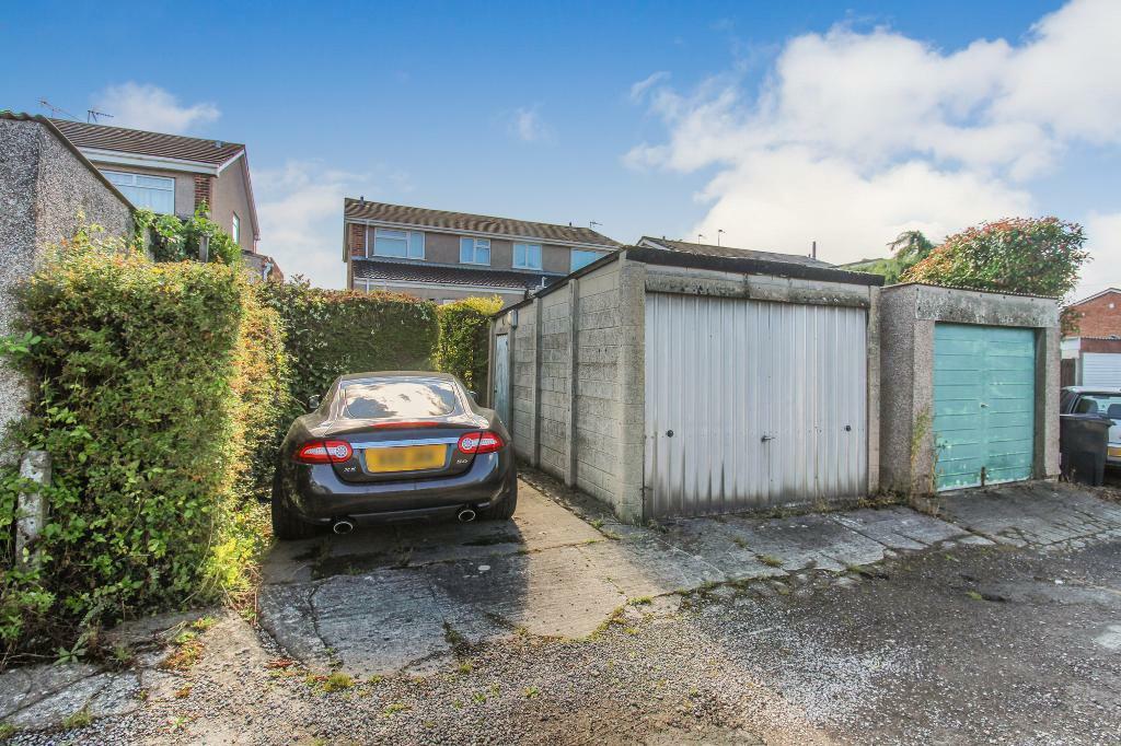 Additional property image - Roundways, Coalpit Heath, Bristol, BS36 2LU