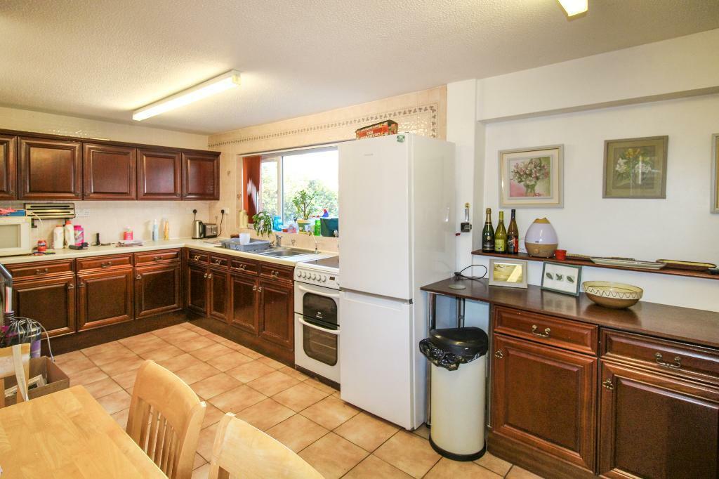Additional property image - Strode Common, Alveston, Bristol, BS35 3PJ