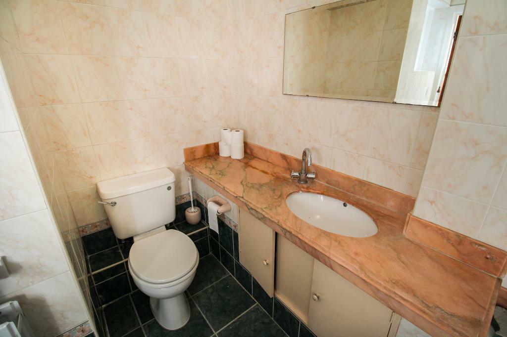 Additional property image - Strode Common, Alveston, Bristol, BS35 3PJ