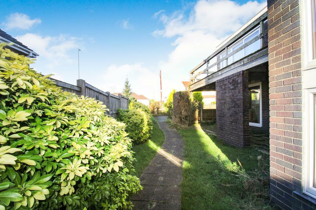 Additional property image - Strode Common, Alveston, Bristol, BS35 3PJ