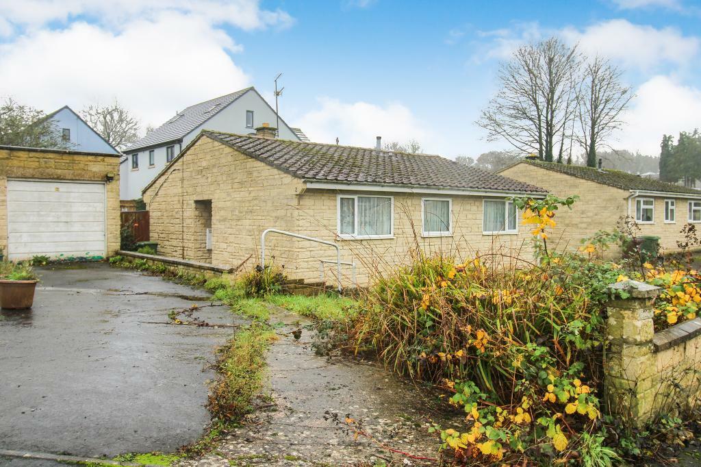 Main image of property: Yew Tree Close, Cam, Dursley, GL11 6JW