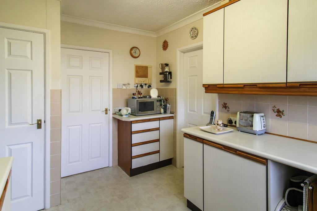 Additional property image - Badminton Road, Coalpit Heath, BS36 2QJ