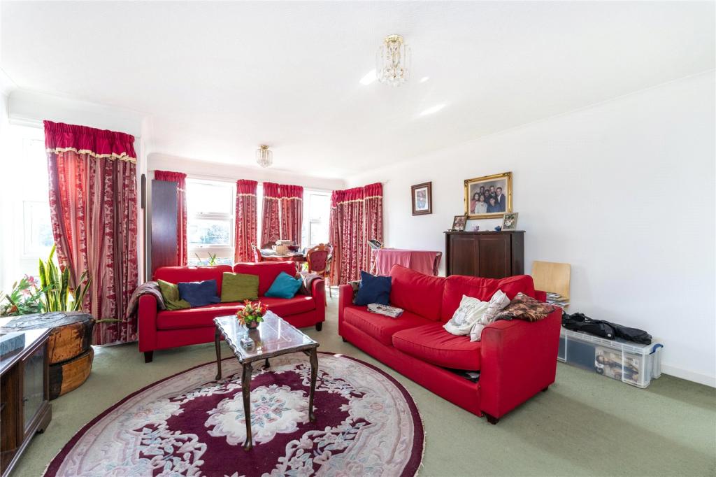 3 bedroom apartment for sale in Ashdown, Clivedon Court, Ealing, W13