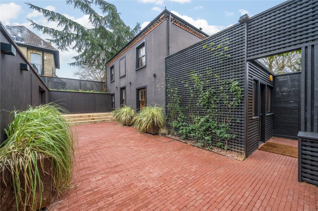 Main image of property: Castlebar Hill, Ealing