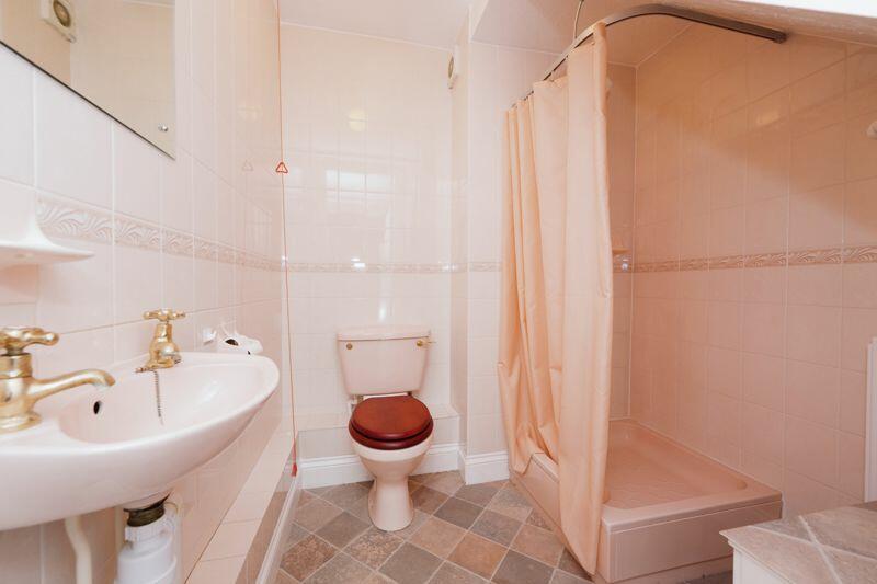 Additional property image - Courville close, Alveston, BS35 3RR