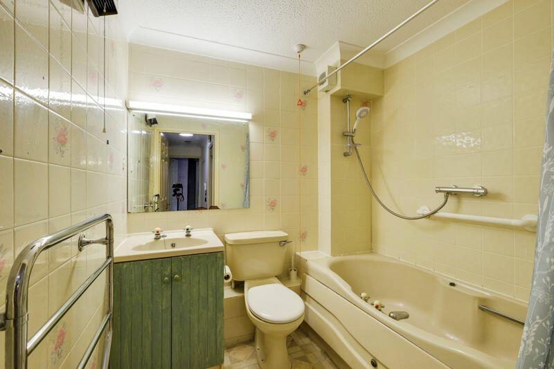 Additional property image - Park View Court, Bournemouth, BH8 9DA