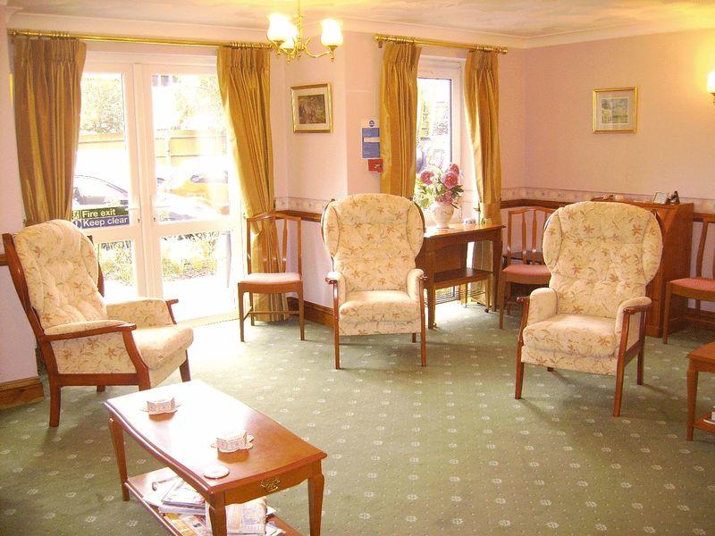1 bedroom flat for sale in The Meads, Windsor, SL4 3TP, SL4