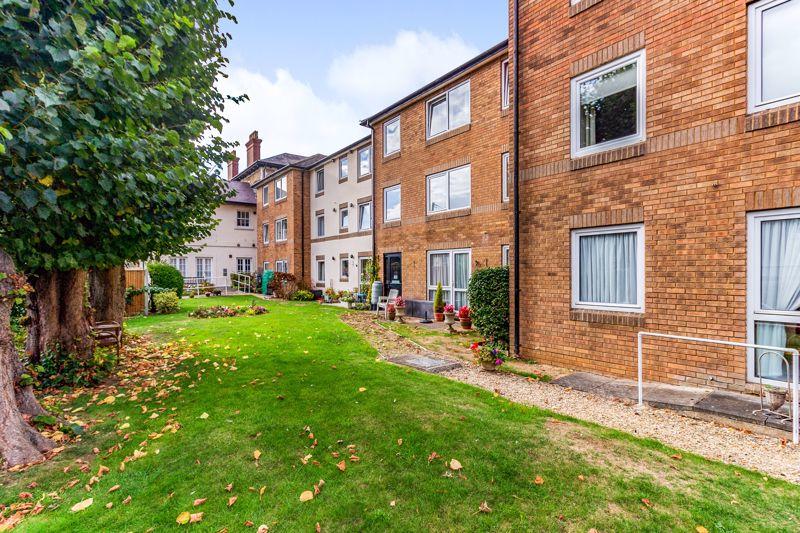 1 bedroom flat for sale in Hometree House, Bicester, OX26 6BP, OX26