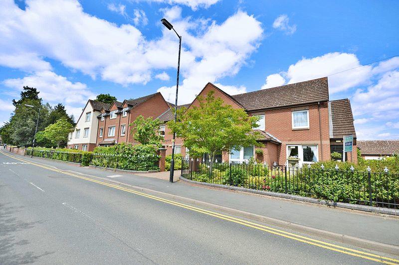 1 bedroom flat for sale in Malin Court, Alcester, B49 5DJ, B49