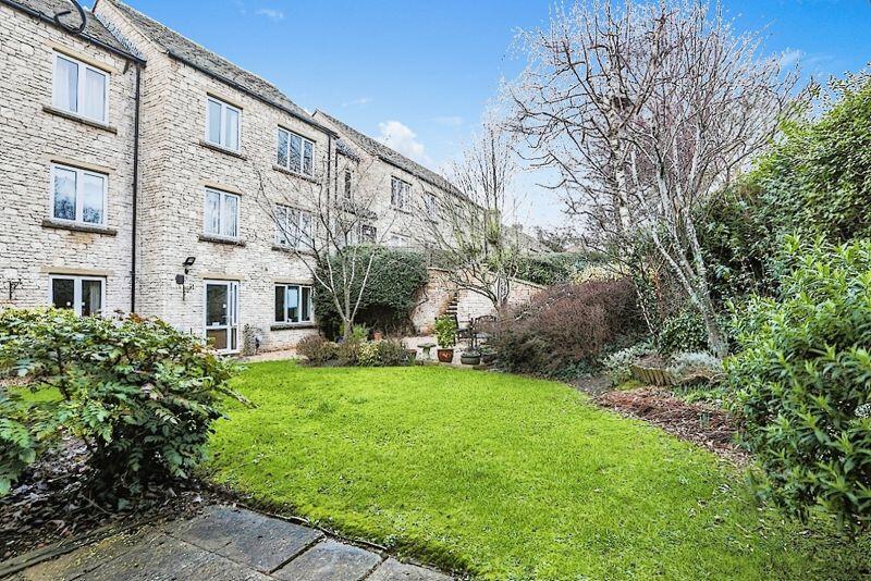 Main image of property: Bredon Court, Broadway, WR12 7DL