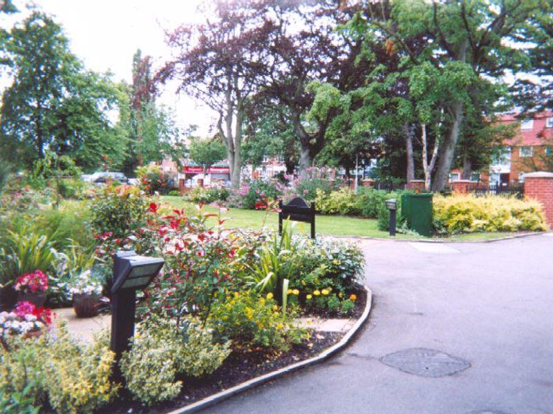 2 bedroom retirement property for sale in Greenways Court, Bromborough