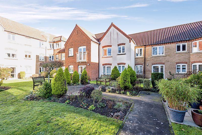 1 bedroom flat for sale in Ainsworth Court, Holt, NR25 6FD, NR25