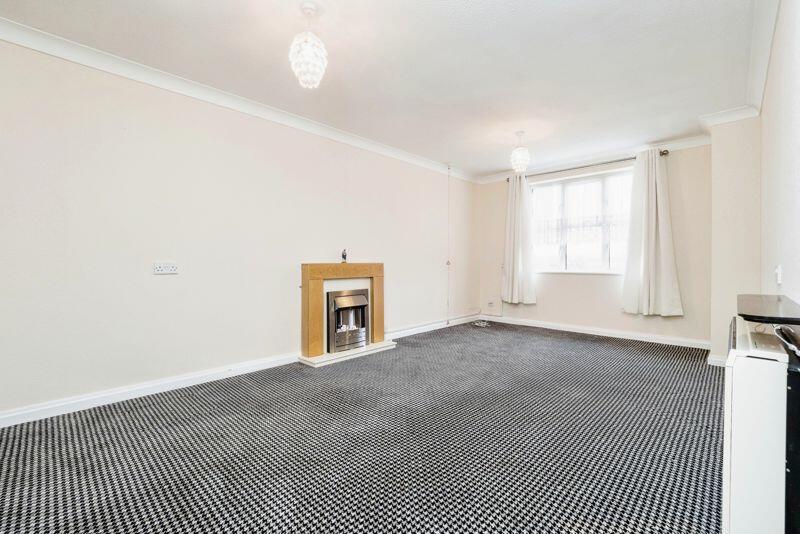 1 bedroom flat for sale in Cromwell Lodge, Barking, IG11 8UB, IG11