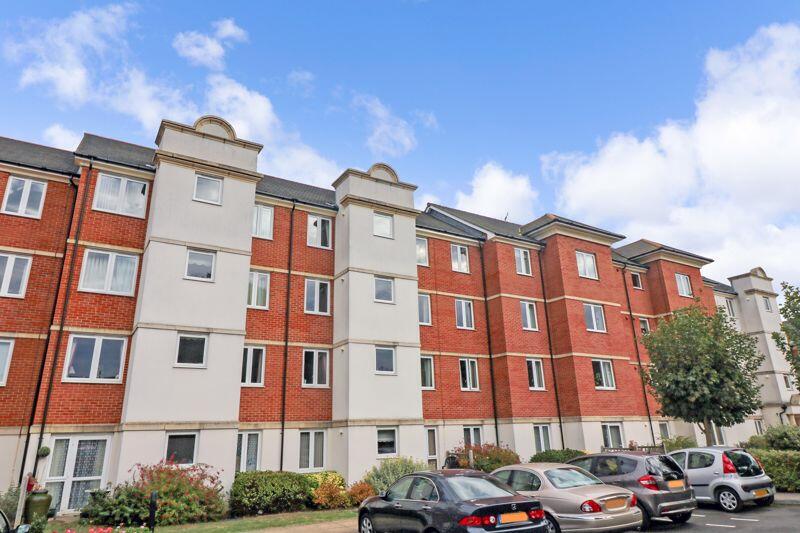 1 bedroom flat for sale in Darwin Court, Margate, CT9 2JX, CT9