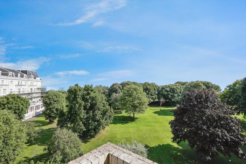 1 bedroom retirement property for sale in Homepine House, Folkestone