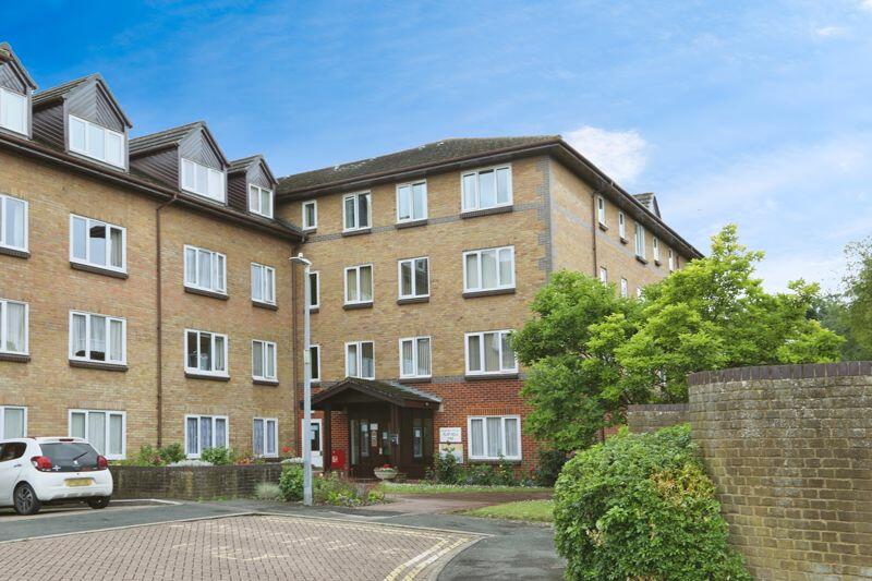 2 bedroom retirement property for sale in Barkers Court, Sittingbourne