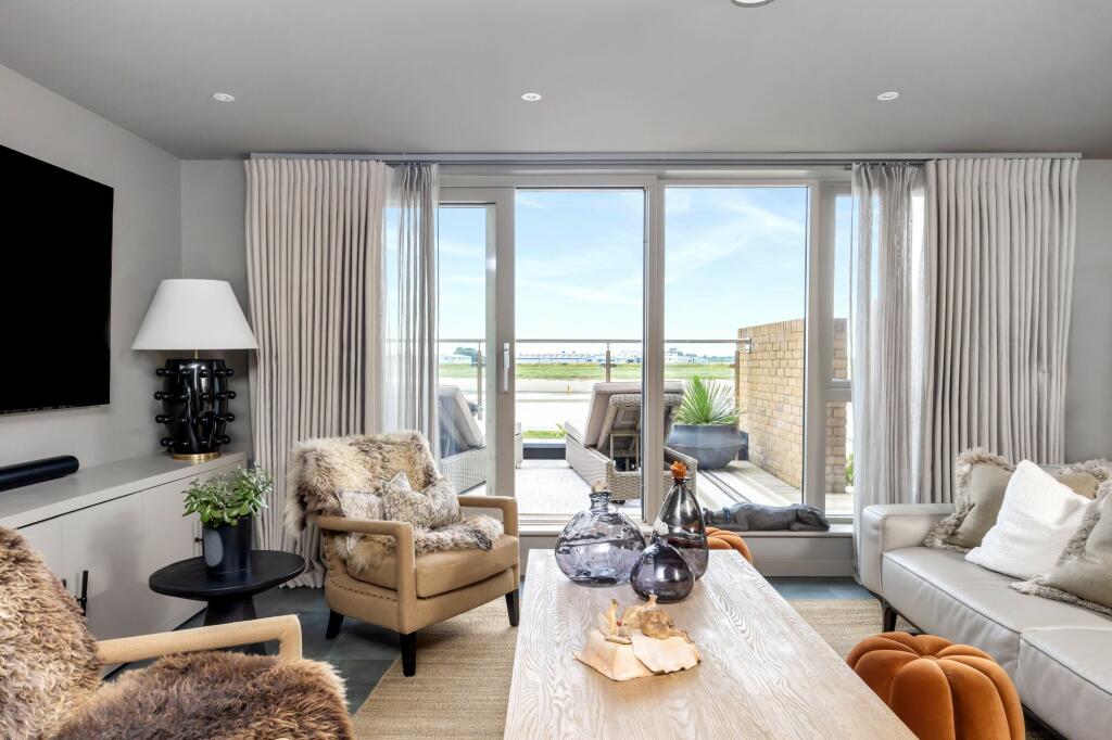 Additional property image - Salt Marsh Road, Shoreham-By-Sea, BN43