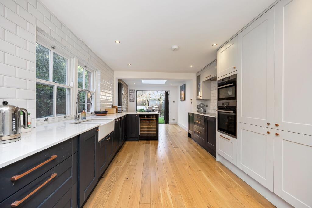 Additional property image - Highdown Avenue, Worthing, BN13