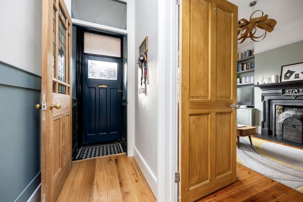 Additional property image - Highdown Avenue, Worthing, BN13