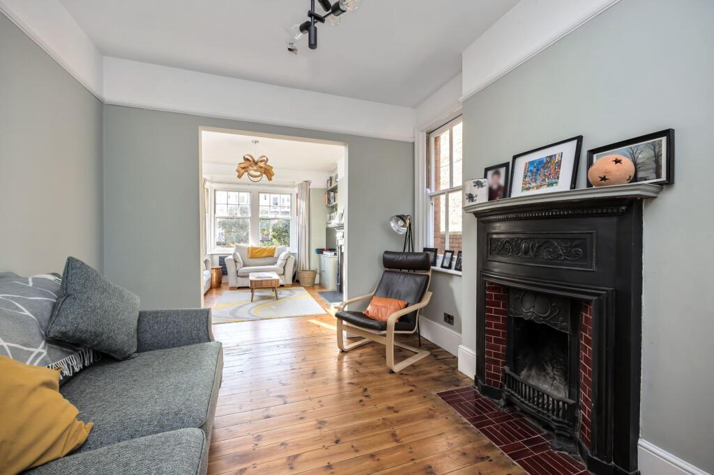 Additional property image - Highdown Avenue, Worthing, BN13