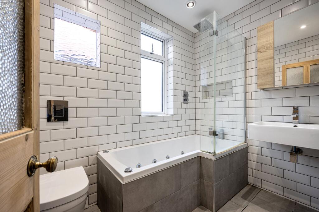 Additional property image - Highdown Avenue, Worthing, BN13