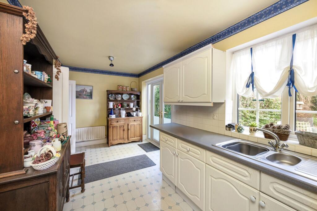 Additional property image - Greenways Crescent, Shoreham-By-Sea, BN43