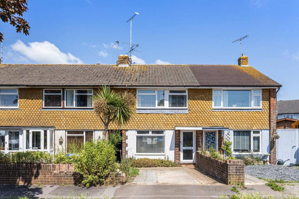 Main image of property: 8 Monks Walk, Upper Beeding, Steyning, BN44 3HR