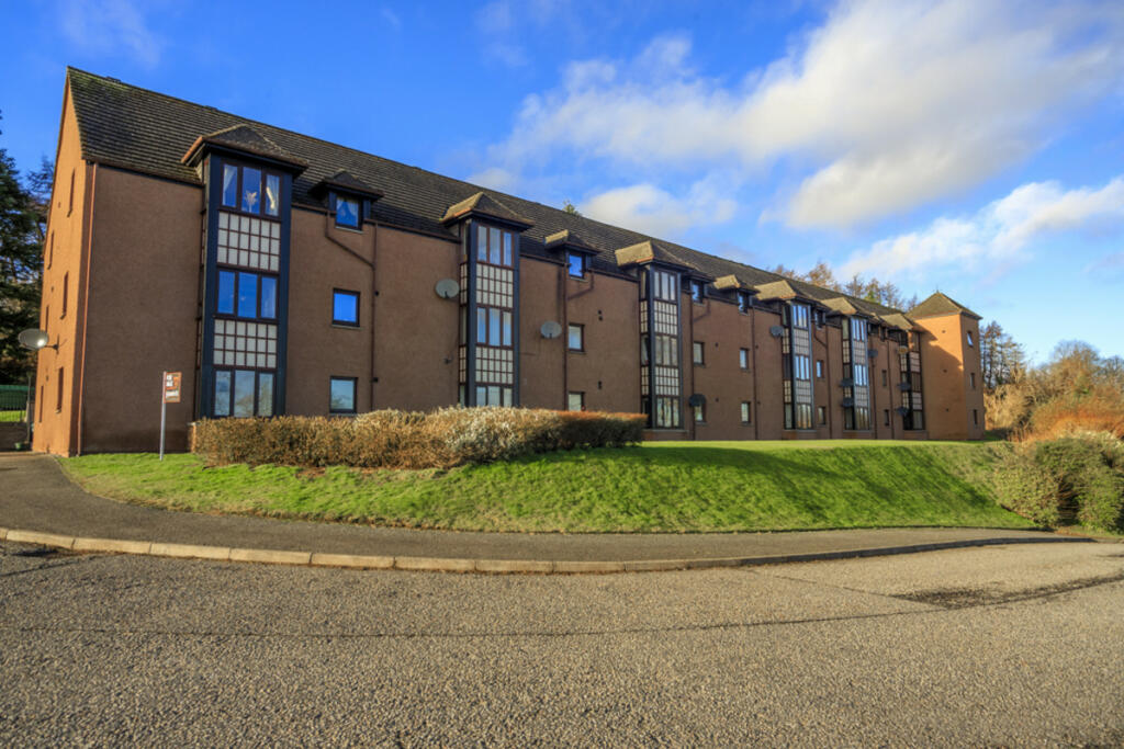 3 bedroom flat for sale in Old Distillery, Dingwall, IV15 9XE, IV15