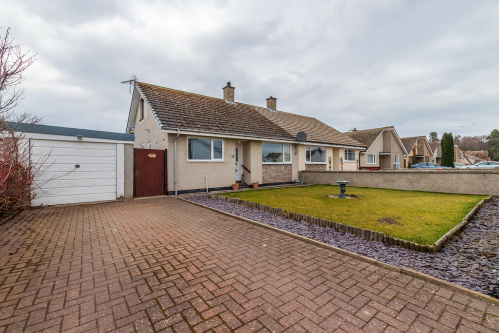 4 bedroom semidetached house for sale in Wyvis Drive, Nairn, IV12 4SU