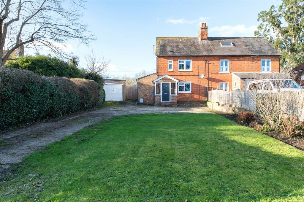 3 bedroom semidetached house for sale in Maidstone Road, Nettlestead