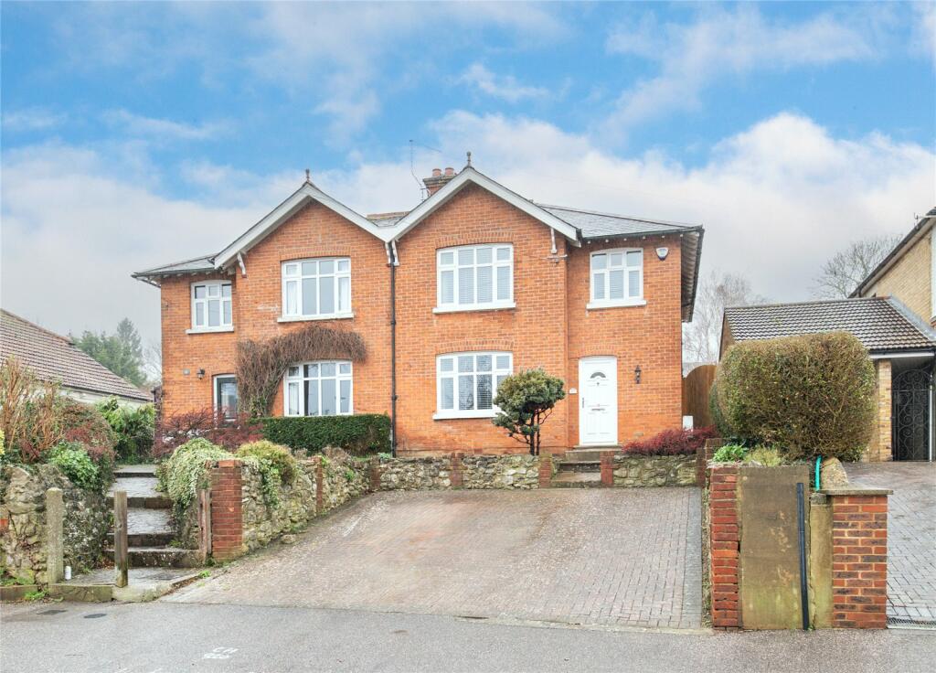 3 bedroom semidetached house for sale in Upper Fant Road, Maidstone