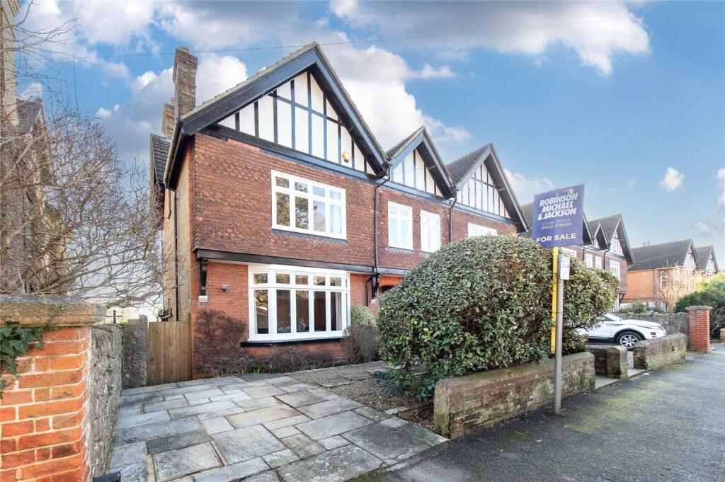 Main image of property: Bower Mount Road, Maidstone, Kent, ME16