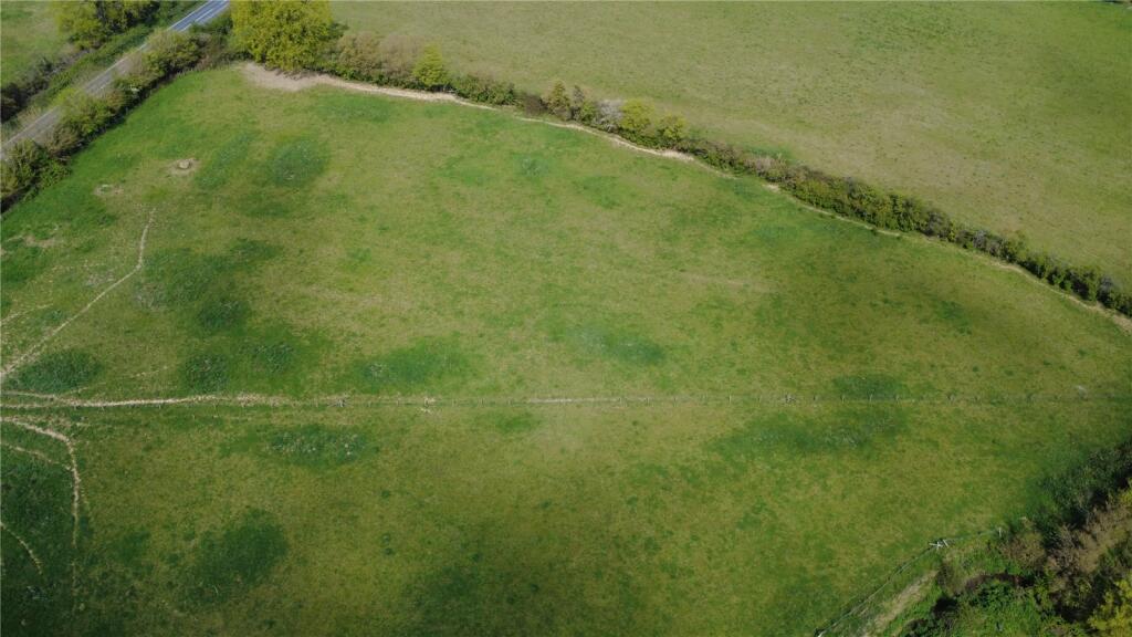 Main image of property: Maidstone Road, Staplehurst, Tonbridge, Kent, TN12