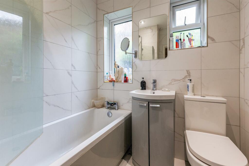 Additional property image - Nuneaton Road, Bulkington