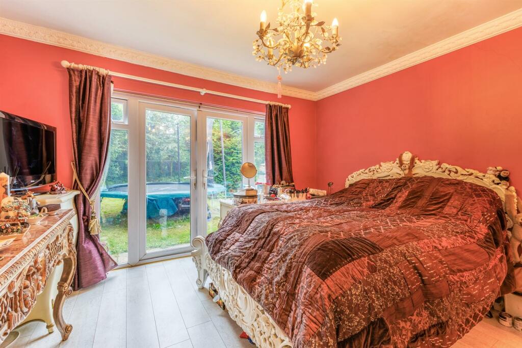 Additional property image - Nuneaton Road, Bulkington