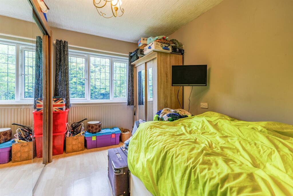 Additional property image - Nuneaton Road, Bulkington