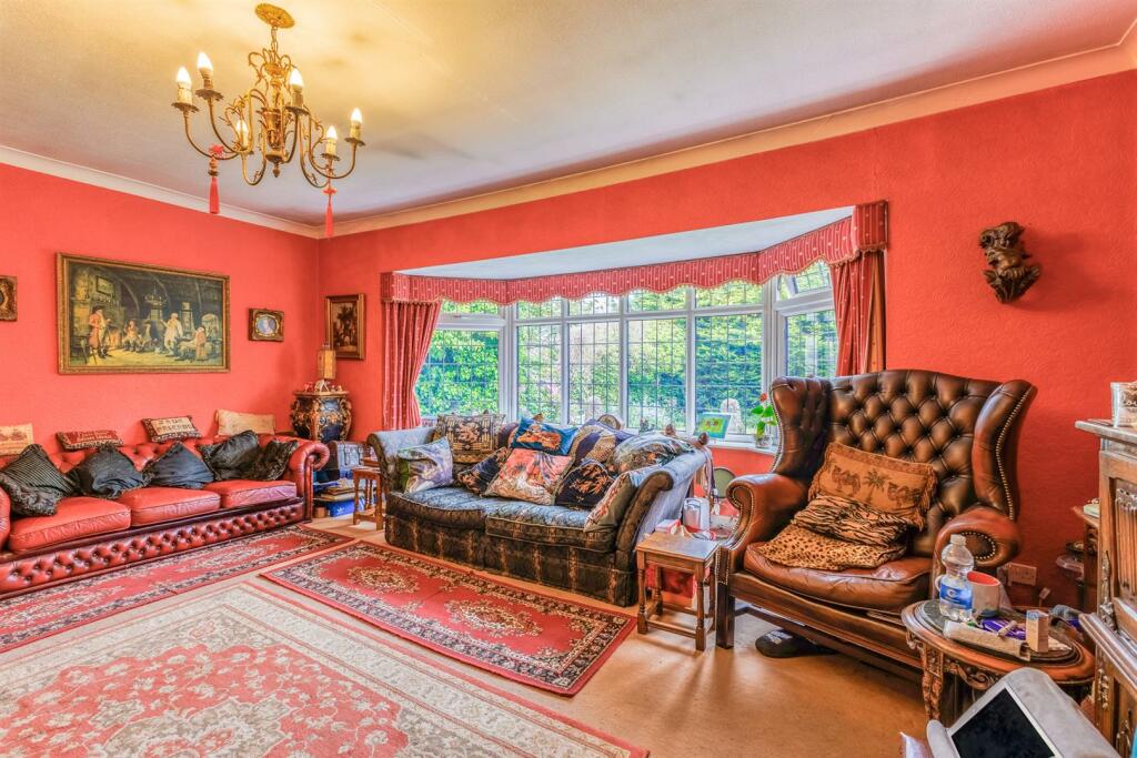 Additional property image - Nuneaton Road, Bulkington