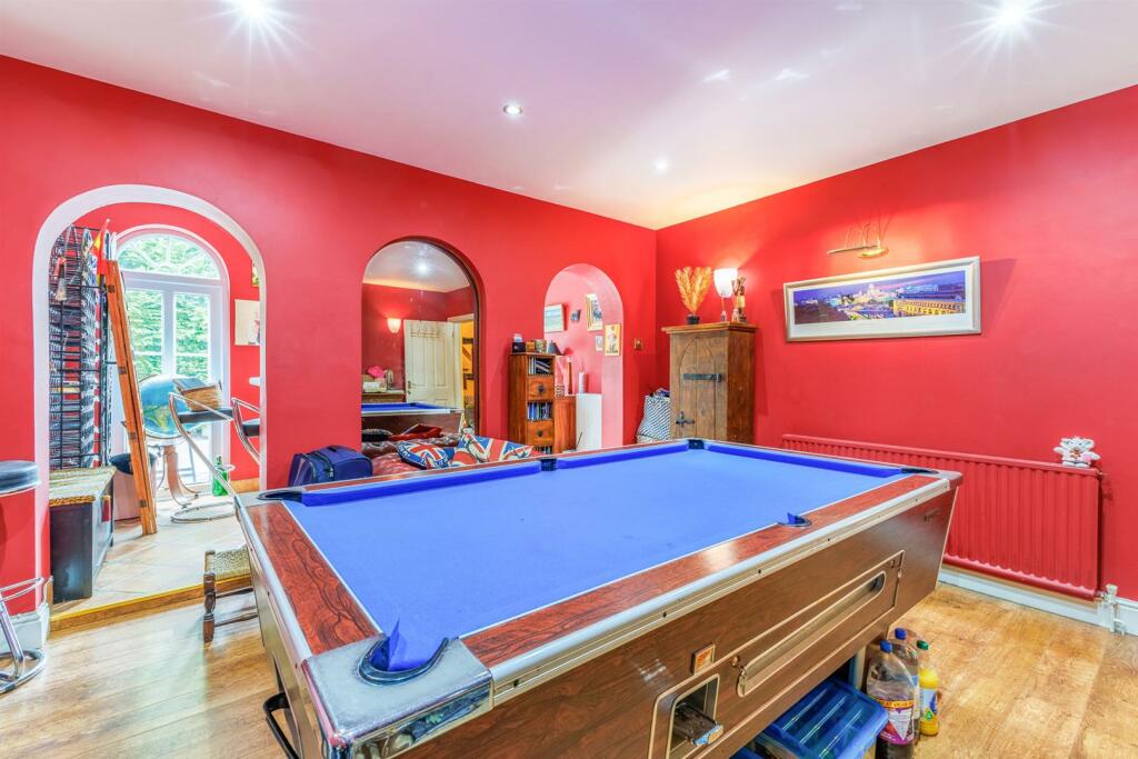 Additional property image - Nuneaton Road, Bulkington