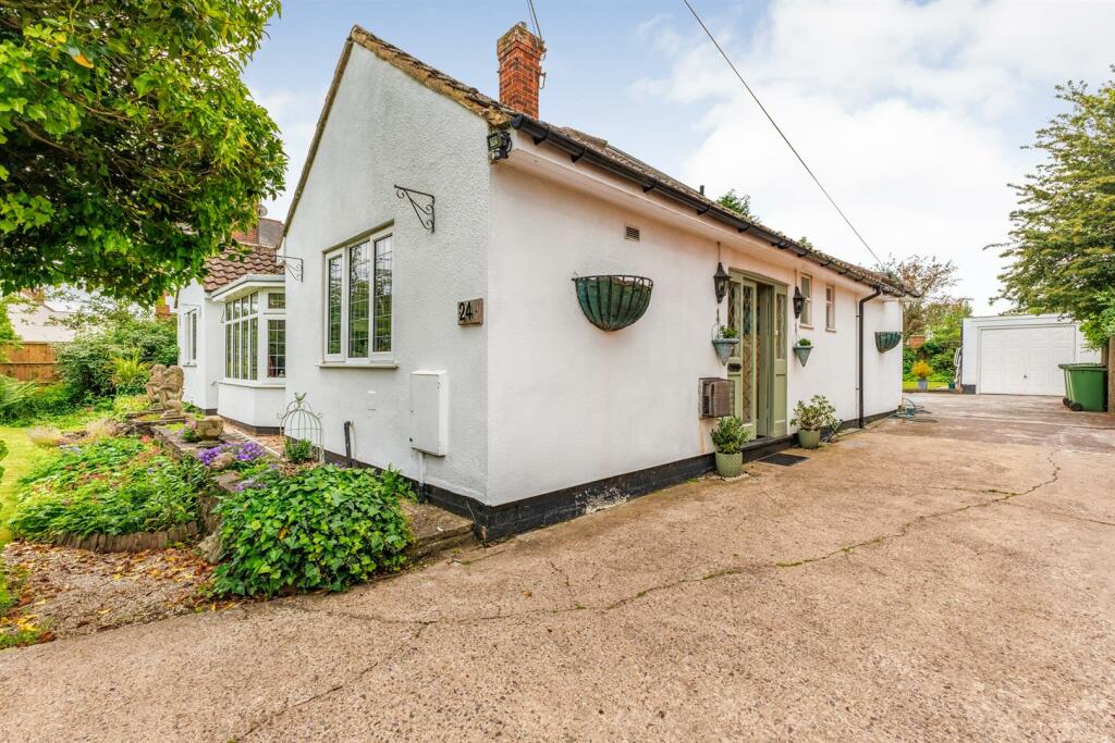 Additional property image - Nuneaton Road, Bulkington