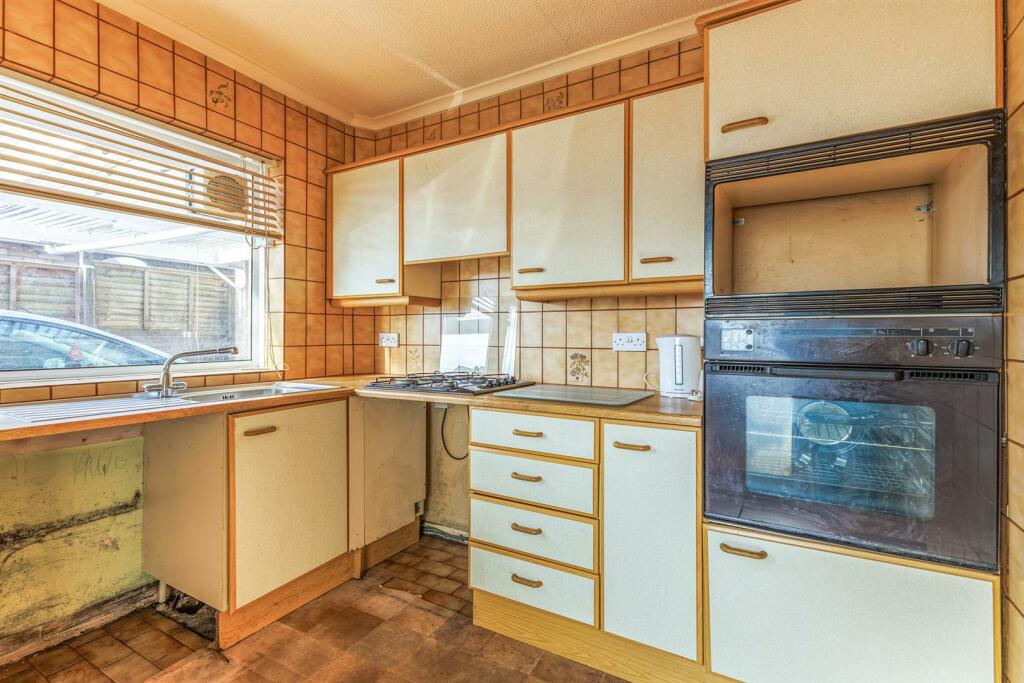 Additional property image - Ullswater Avenue, Nuneaton