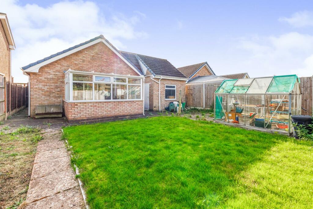 Additional property image - Ullswater Avenue, Nuneaton